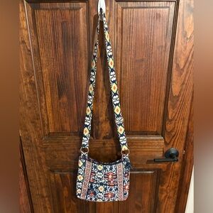 Vera Bradley hipster crossbody bag Sun Valley pattern, used, 11.5”x11”